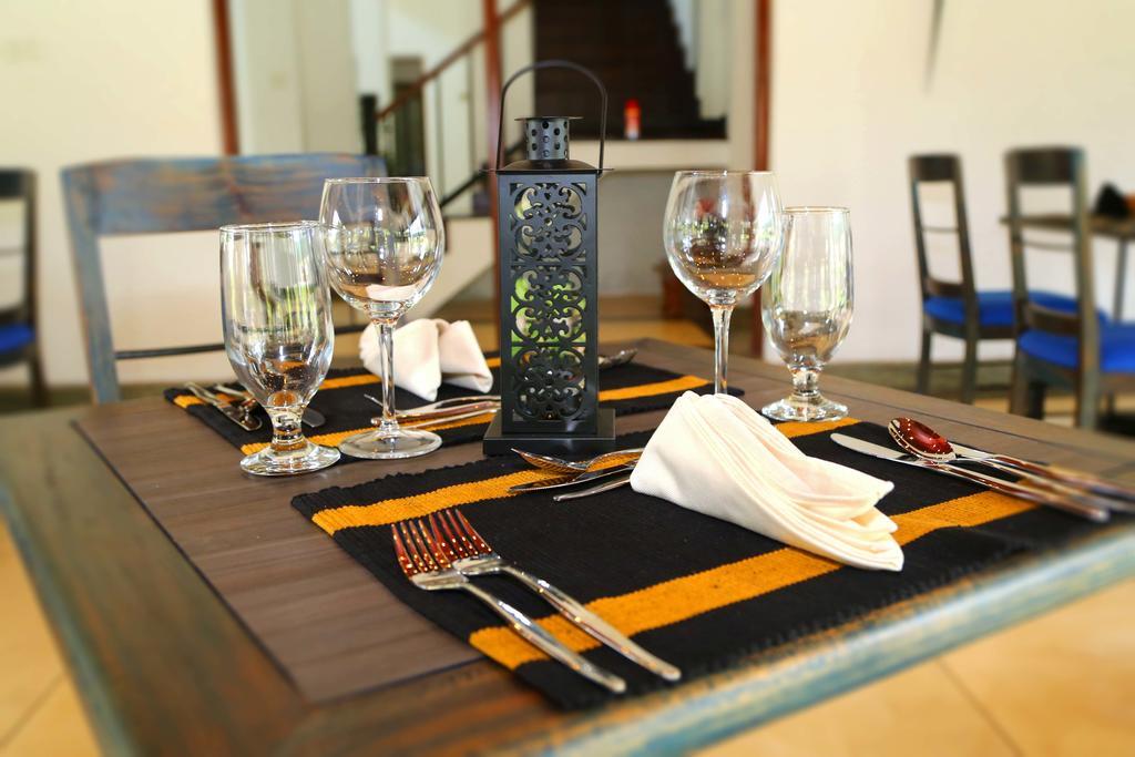 Tranquil Negombo Boutique Hotel Ngoại thất bức ảnh