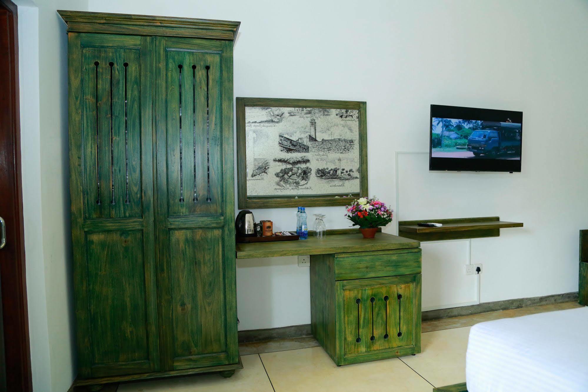 Tranquil Negombo Boutique Hotel Ngoại thất bức ảnh