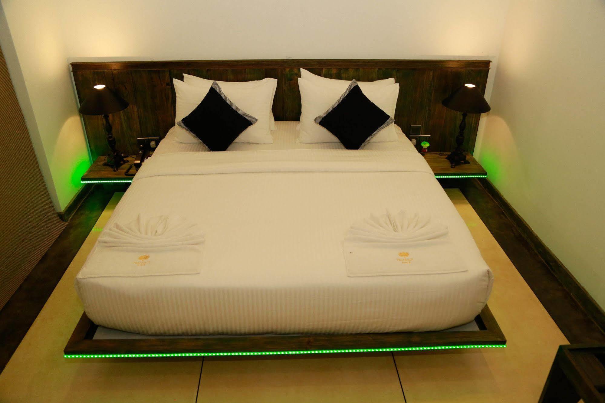 Tranquil Negombo Boutique Hotel Ngoại thất bức ảnh